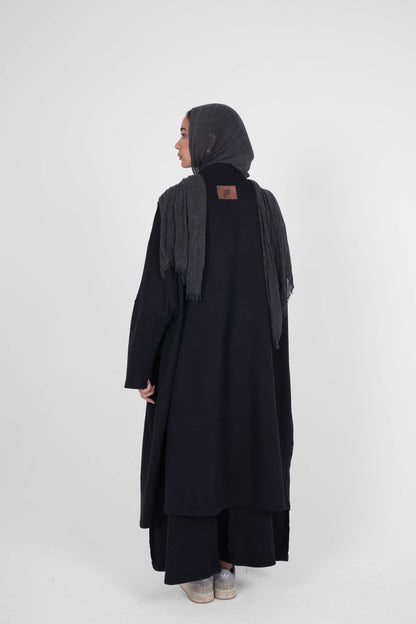 Leēn Cardigan in black