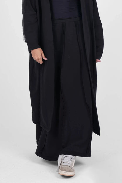 Leēn Skirt in Black