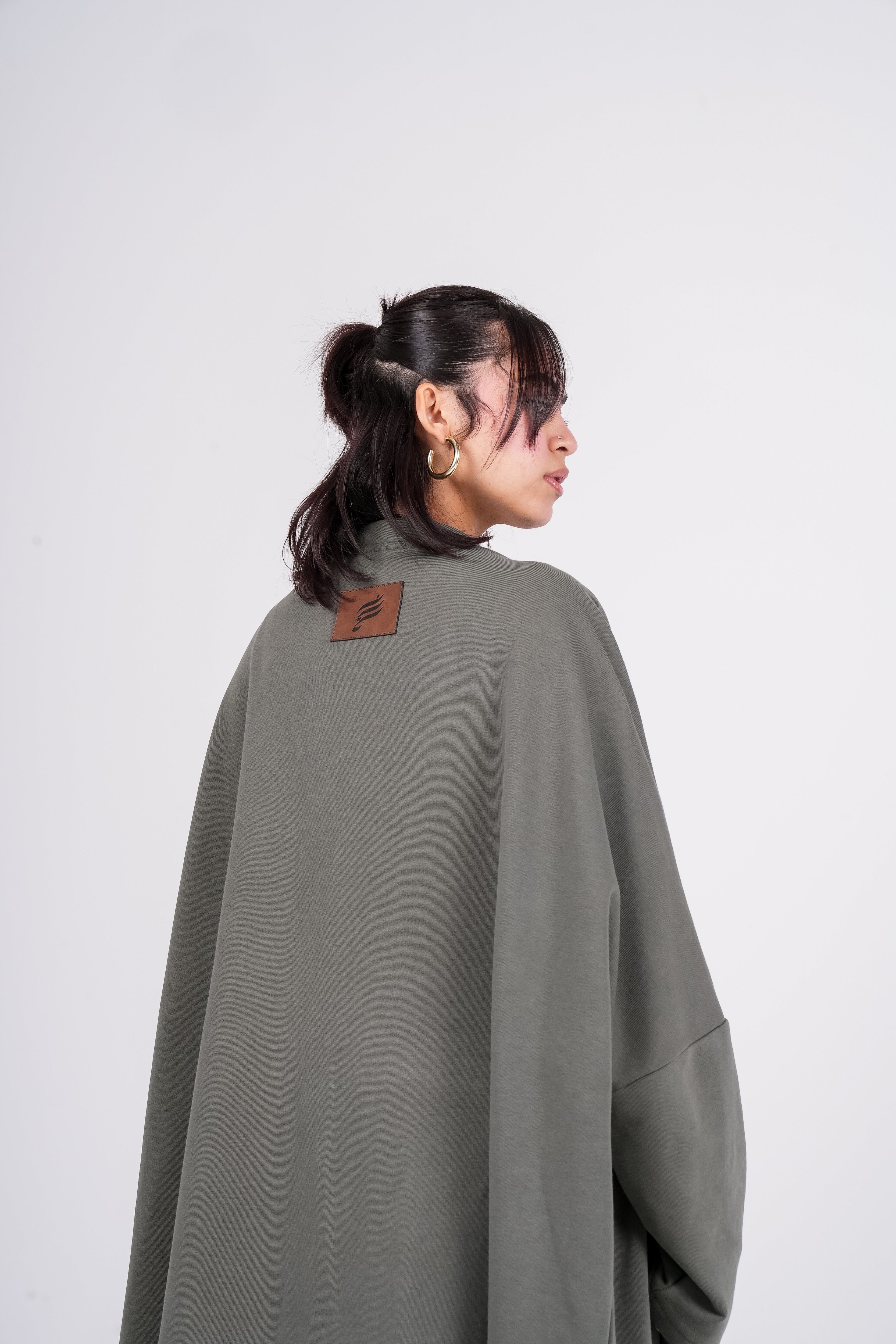 Leēn Cardigan in Olive