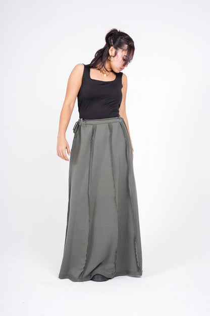 Leēn Skirt in Olive