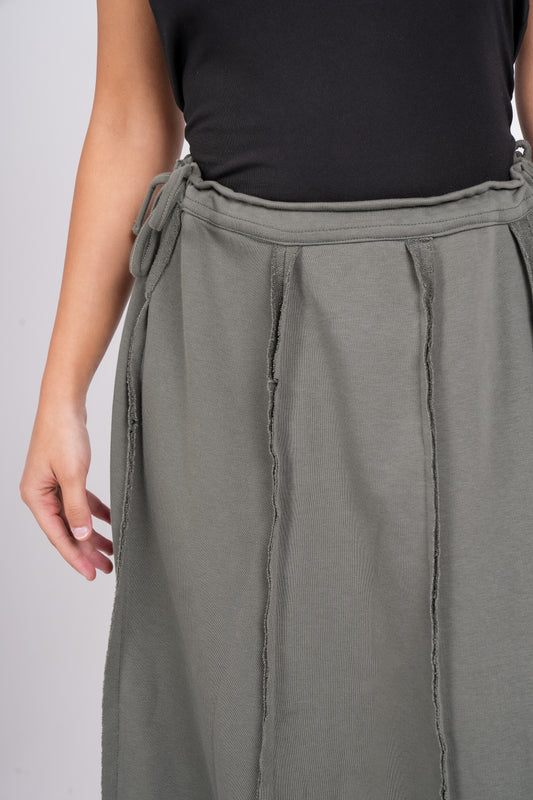Leēn Skirt in Olive