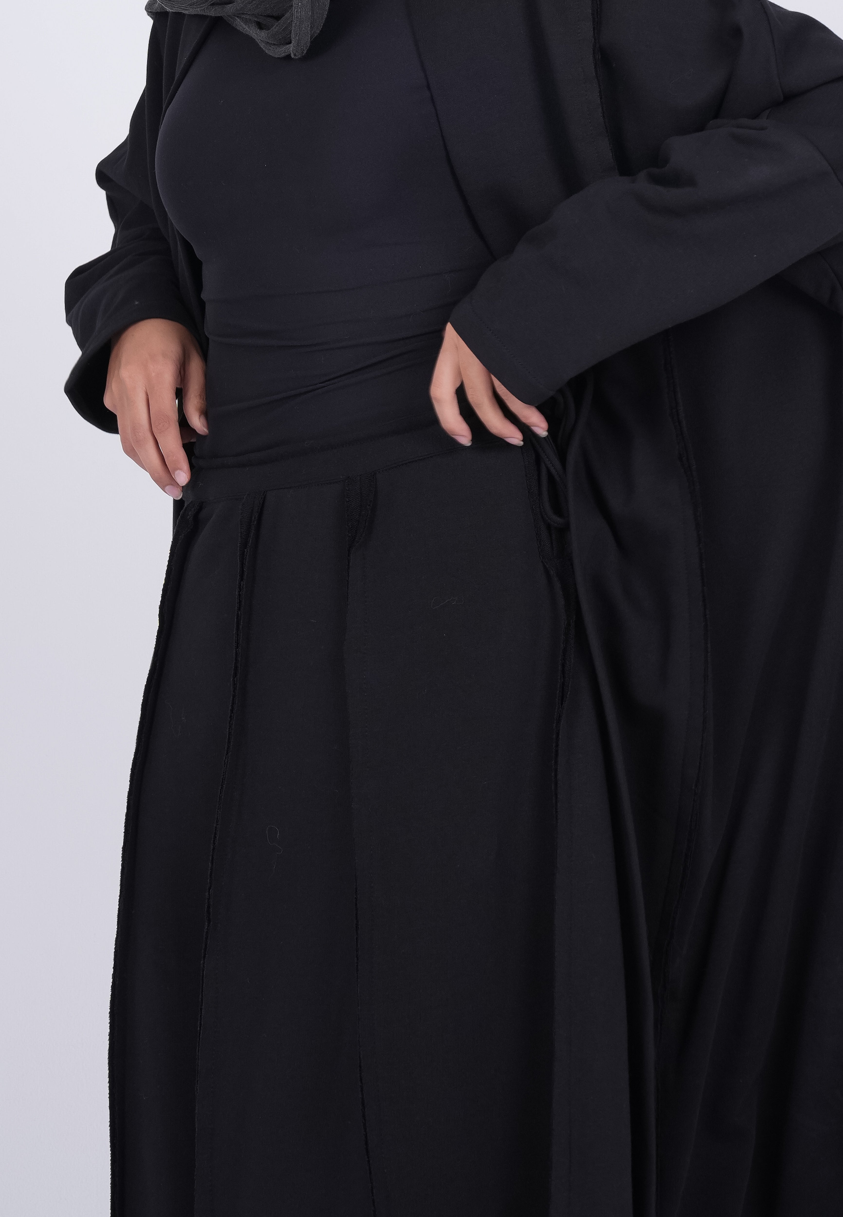 Leēn Skirt in Black