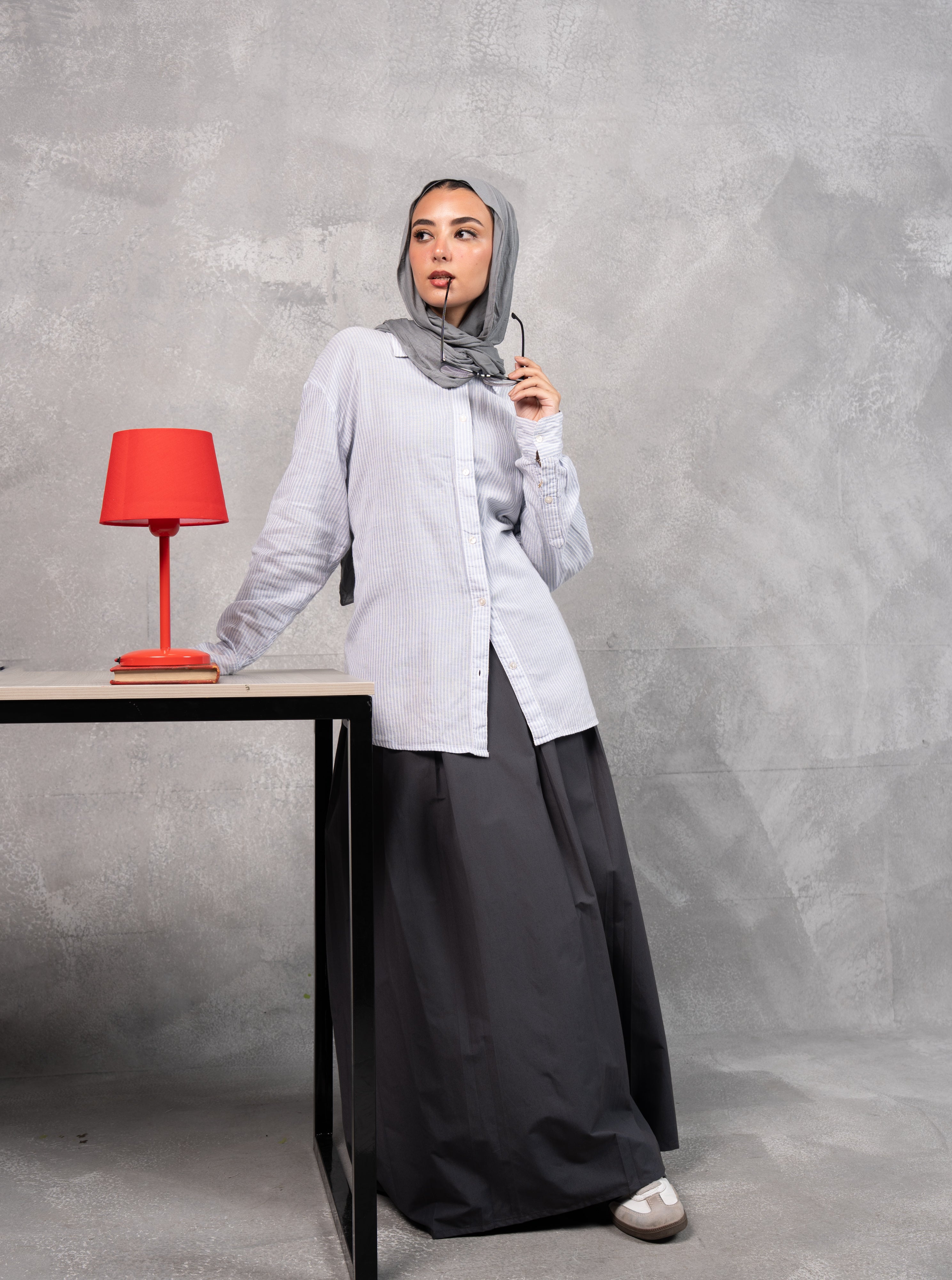 Stitched poplin skirt in stone grey