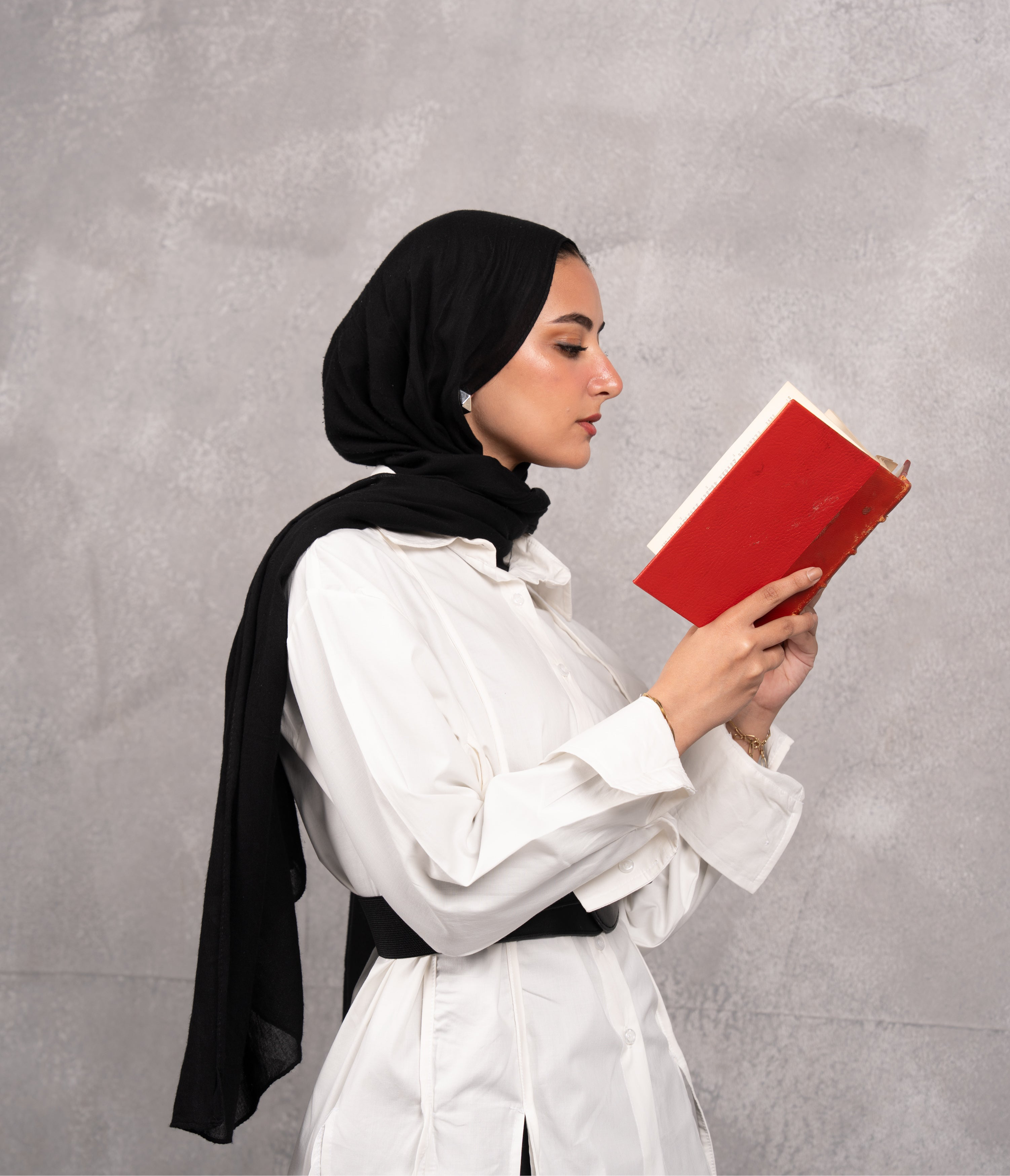 Long Drape Tie chemise in off white