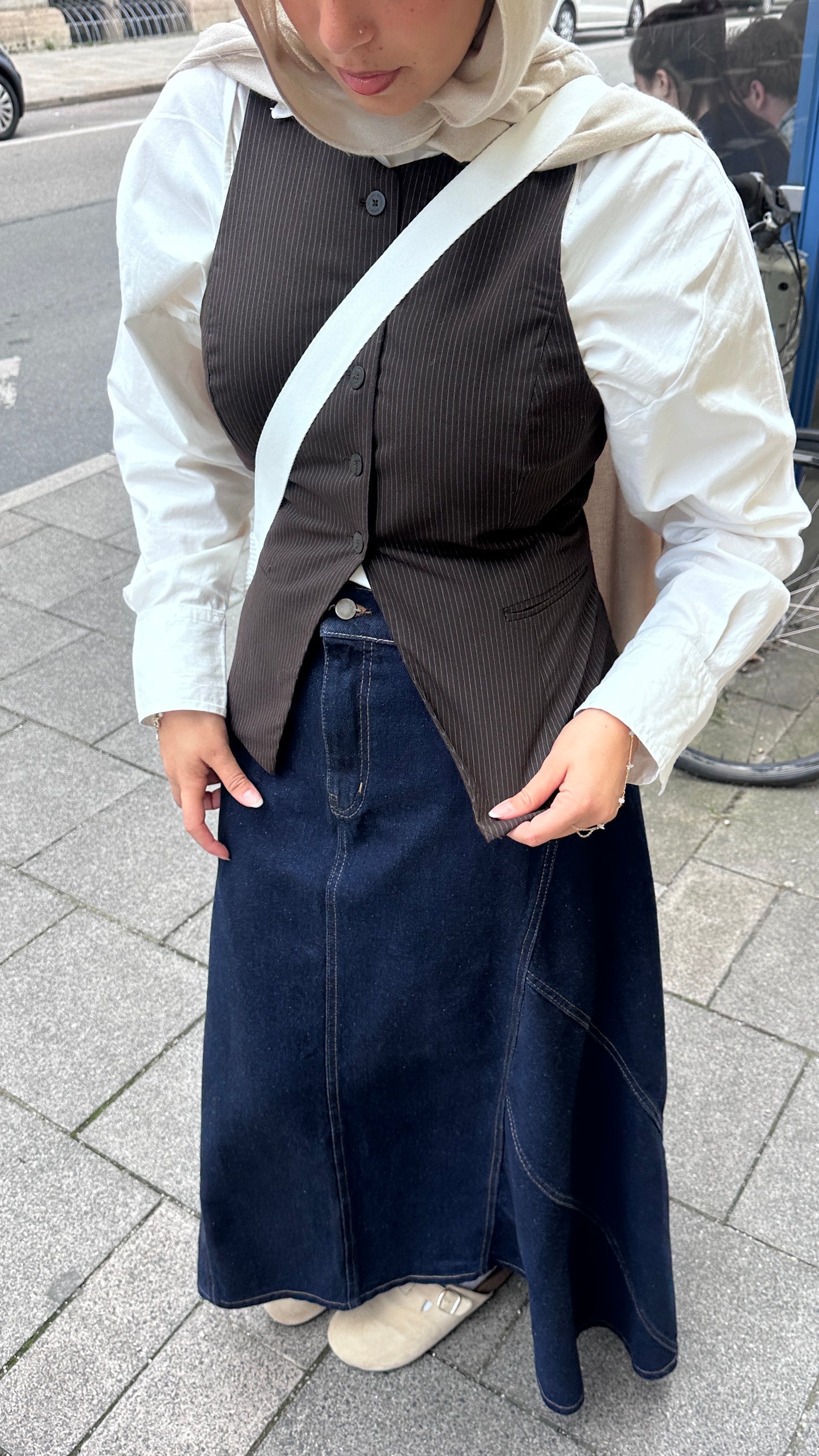 The coolest denim skirt